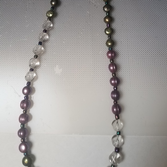 PEARLS FOR 2025 LAVENDER GREEN PEARL CRYSTAL CONTEMPO NECKLACE EARRINGS - Picture 5 of 5